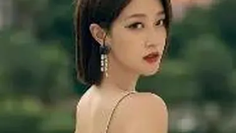 都美竹揭露吴亦凡酒会“选秀”幕后女助手不止一位