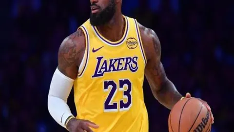 崩坏：星穹铁道三周年庆活动开启，专家推荐大乐透期号策略